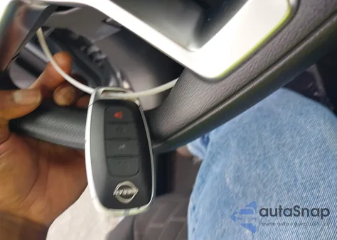 2023 Nissan Kicks Sv Xtronic Cvt z USA, uszkodzony, nr VIN 3N1CP5CV7PL557615